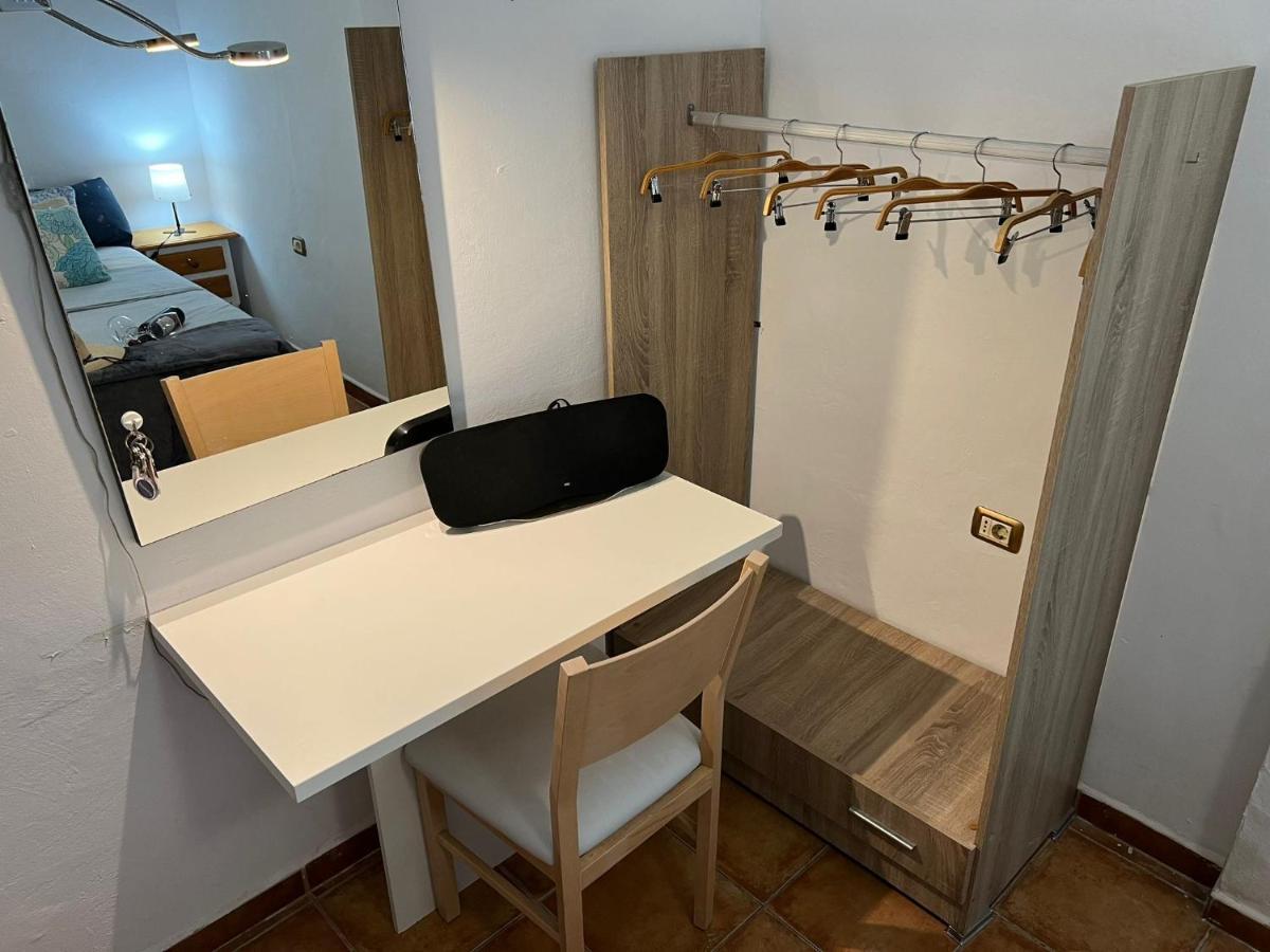 Alcamar Habitacion Privada Con Las Areas De Sala, Cocina Y Bano Que Se Comparten Cerca Al Mar! Alcalá Exterior photo