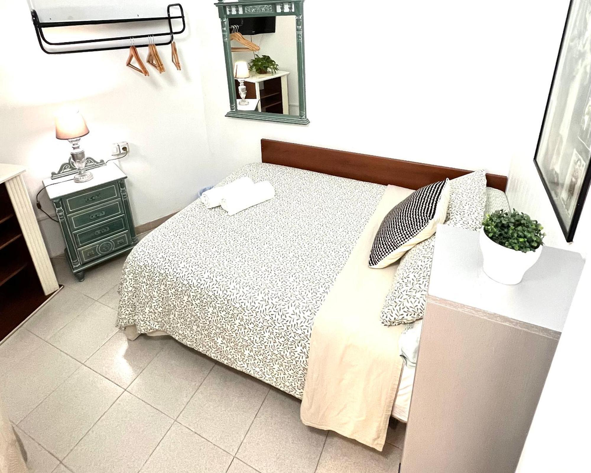 Alcamar Habitacion Privada Con Las Areas De Sala, Cocina Y Bano Que Se Comparten Cerca Al Mar! Alcalá Exterior photo
